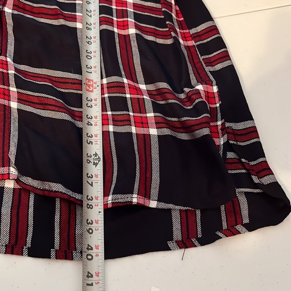 Plaid Red and Black Button Down BLL Nyc Size L - Picture 11 of 13
